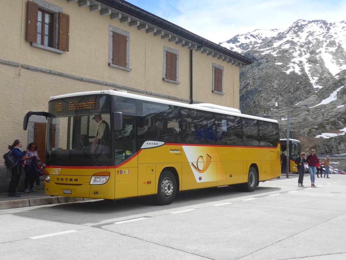 (218'114) - PostAuto Bern - Nr. 70/BE 653'387 - Setra am 21. Juni 2020 in Gotthard, Passhhe