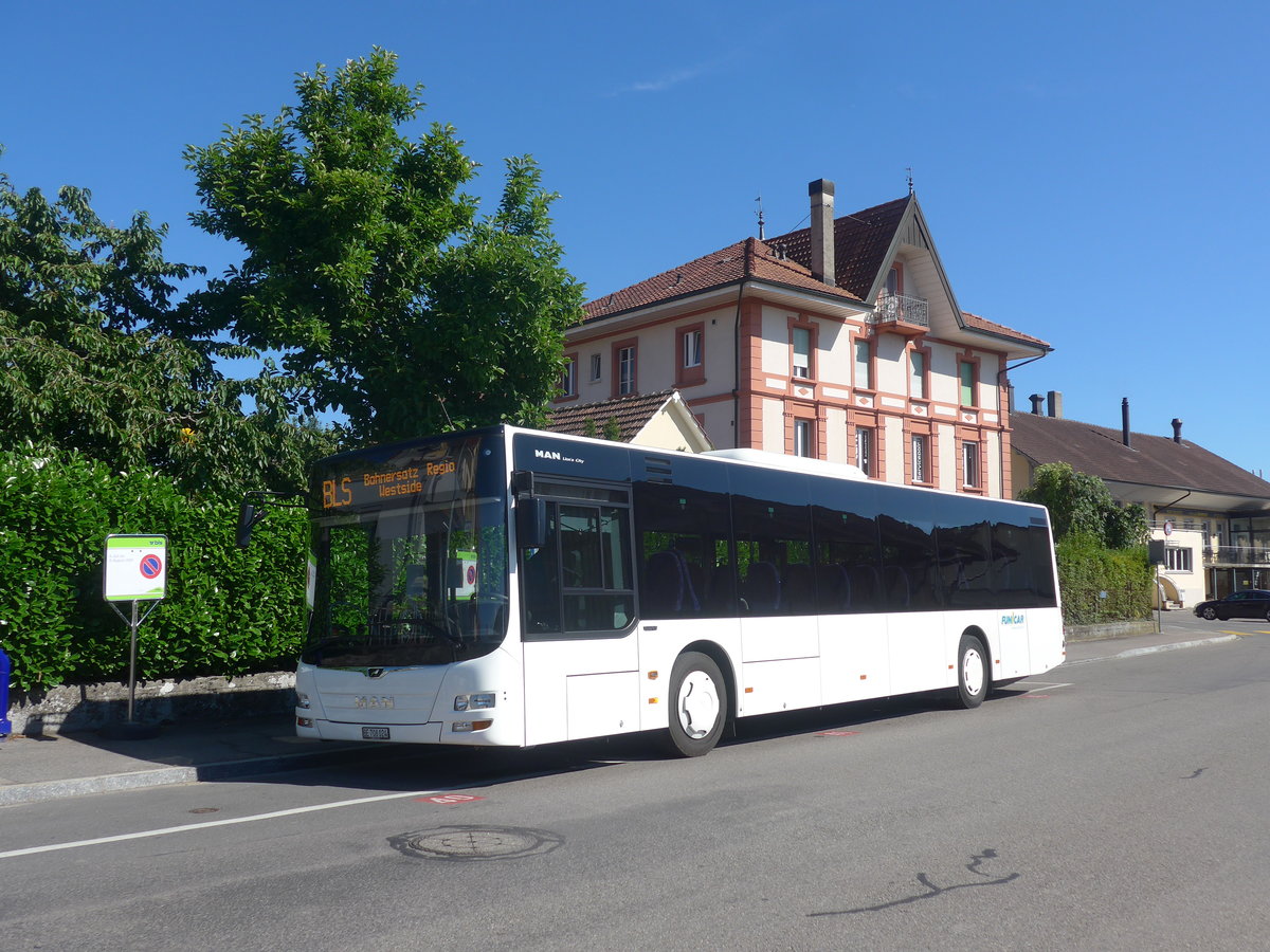 (218'391) - Funi-Car, Biel - Nr. 24/BE 708'024 - MAN am 4. Juli 2020 beim Bahnhof Kerzers