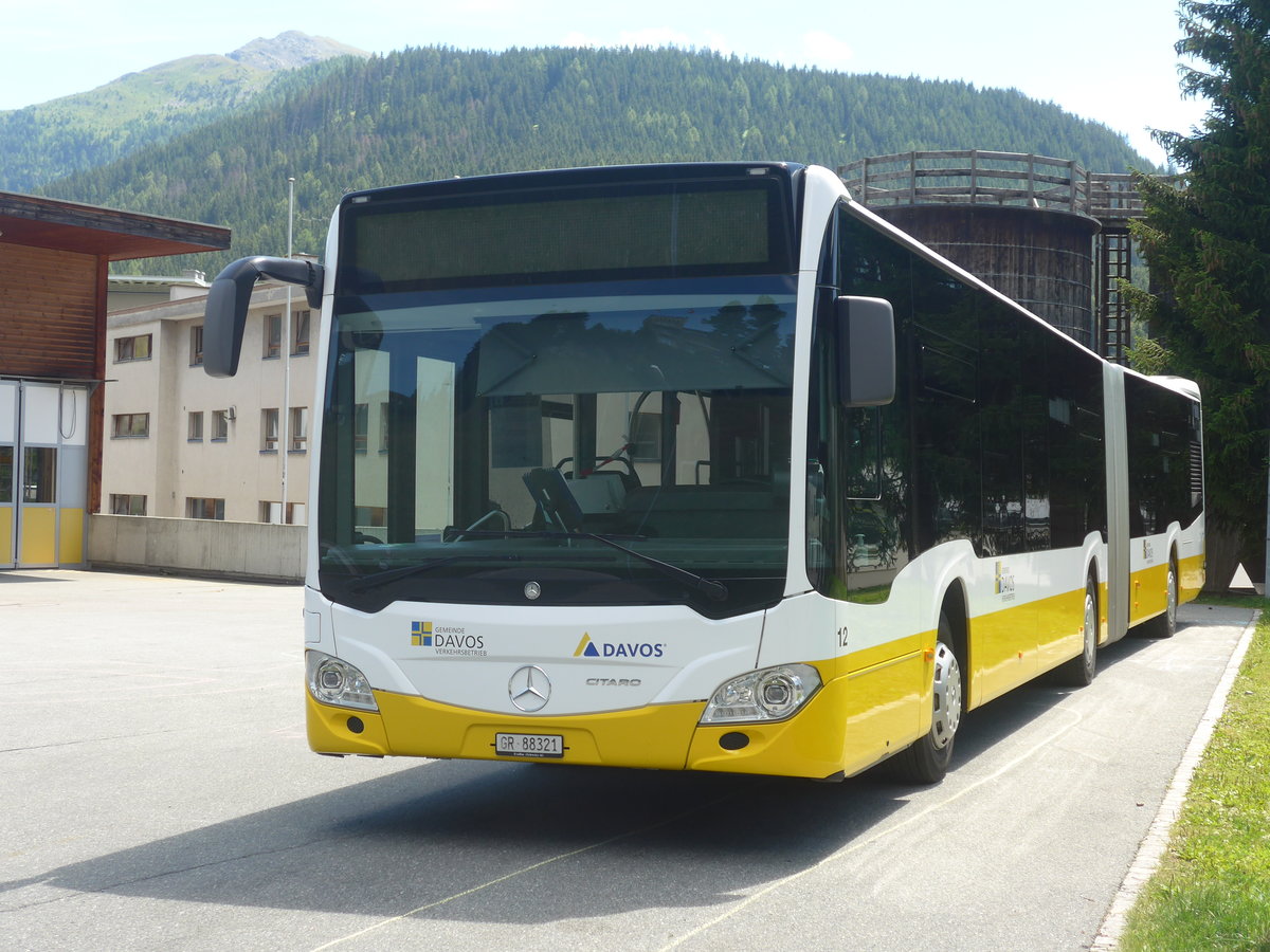 (218'922) - VBD Davos - Nr. 12/GR 88'321 - Mercedes am 20. Juli 2020 in Davos, Garage