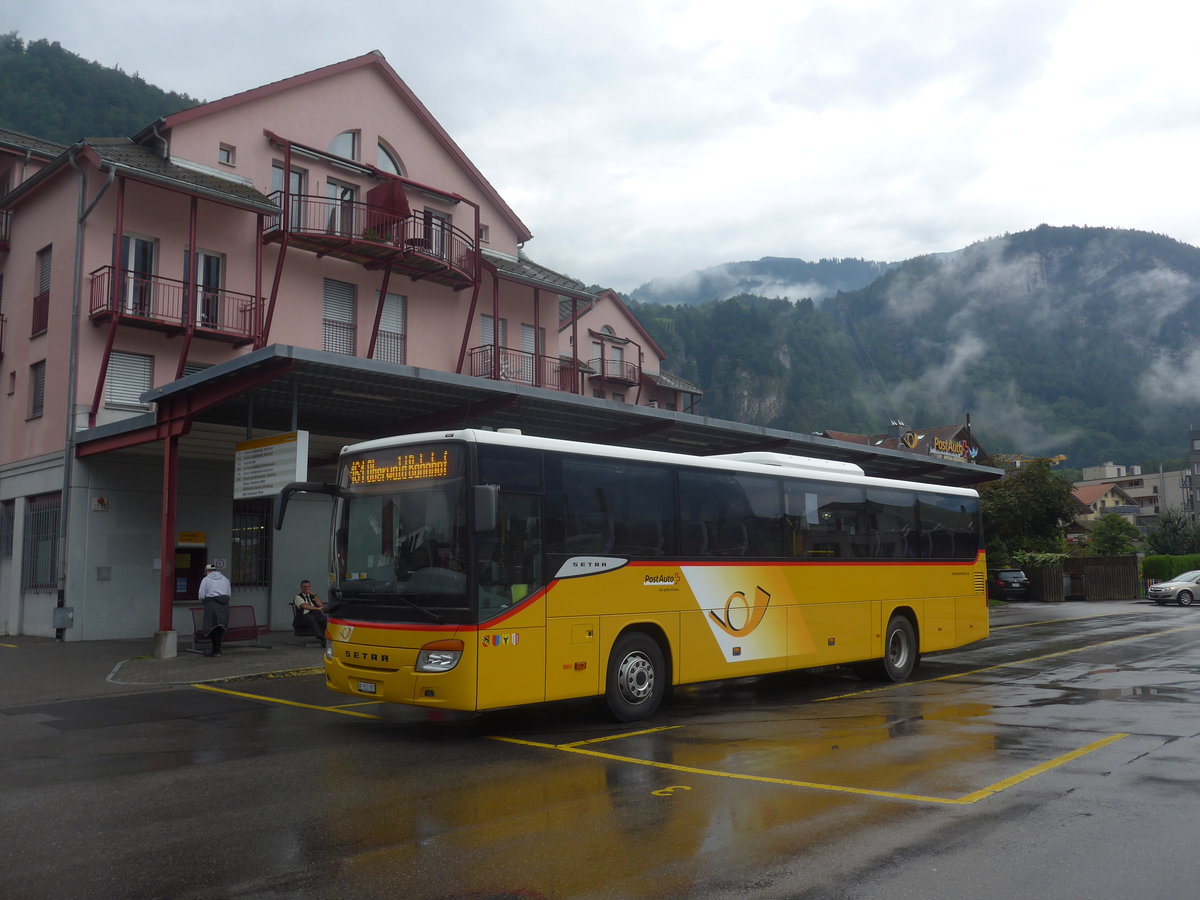 (219'865) - PostAuto Bern - Nr. 70/BE 653'387 - Setra am 22. August 2020 in Meiringen, Postautostation