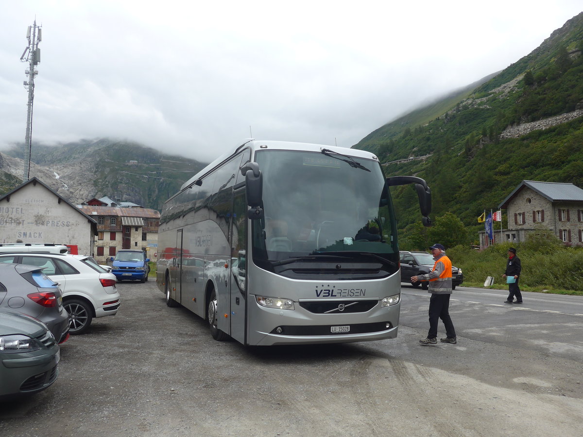 (219'914) - VBL Luzern - Nr. 806/LU 15'028 - Volvo am 22. August 2020 in Gletsch, Post