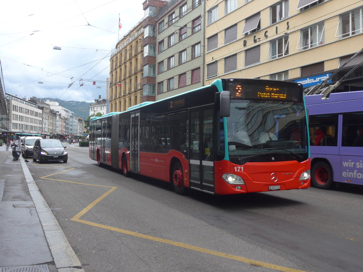 (220'424) - VB Biel - Nr. 171/BE 821'171 - Mercedes am 31. August 2020 beim Bahnhof Biel