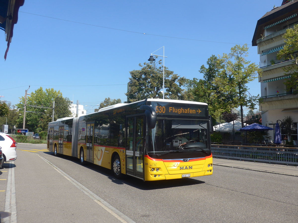 (220'623) - PostAuto Zrich - Nr. 366/ZH 587'799 - MAN am 12. September 2020 beim Bahnhof Blach