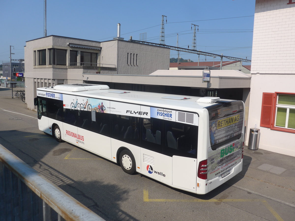 (220'726) - Knecht, Windisch - Nr. 471/AG 8217 - Mercedes am 13. September 2020 beim Bahnhof Mgenwil