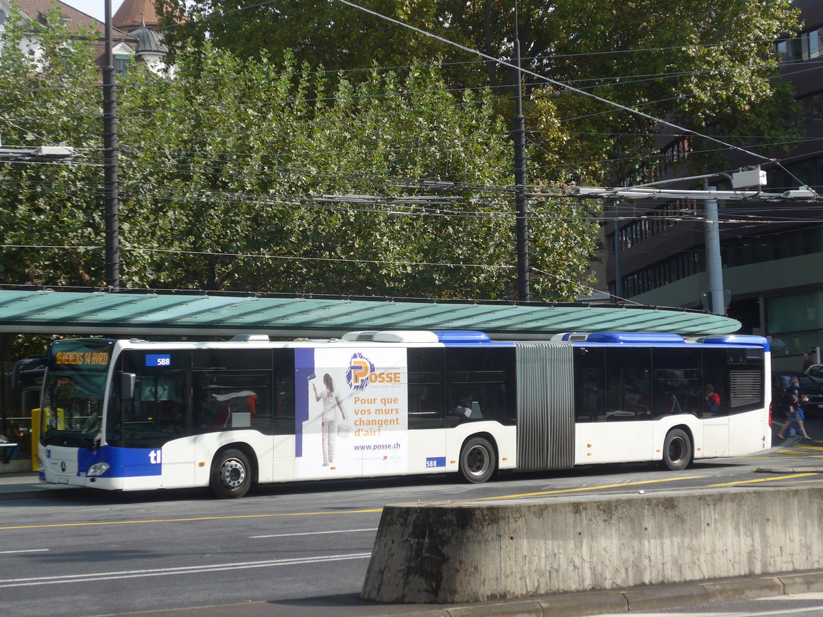 (221'061) - TL Lausanne - Nr. 588/VD 1483 - Mercedes am 23. September 2020 in Lausanne, Chauderon