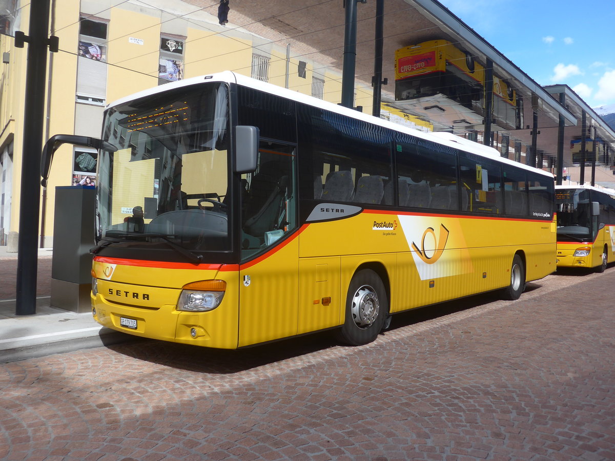 (221'461) - PostAuto Graubnden - GR 179'705 - Setra am 26. September 2020 beim Bahnhof Bellinzona