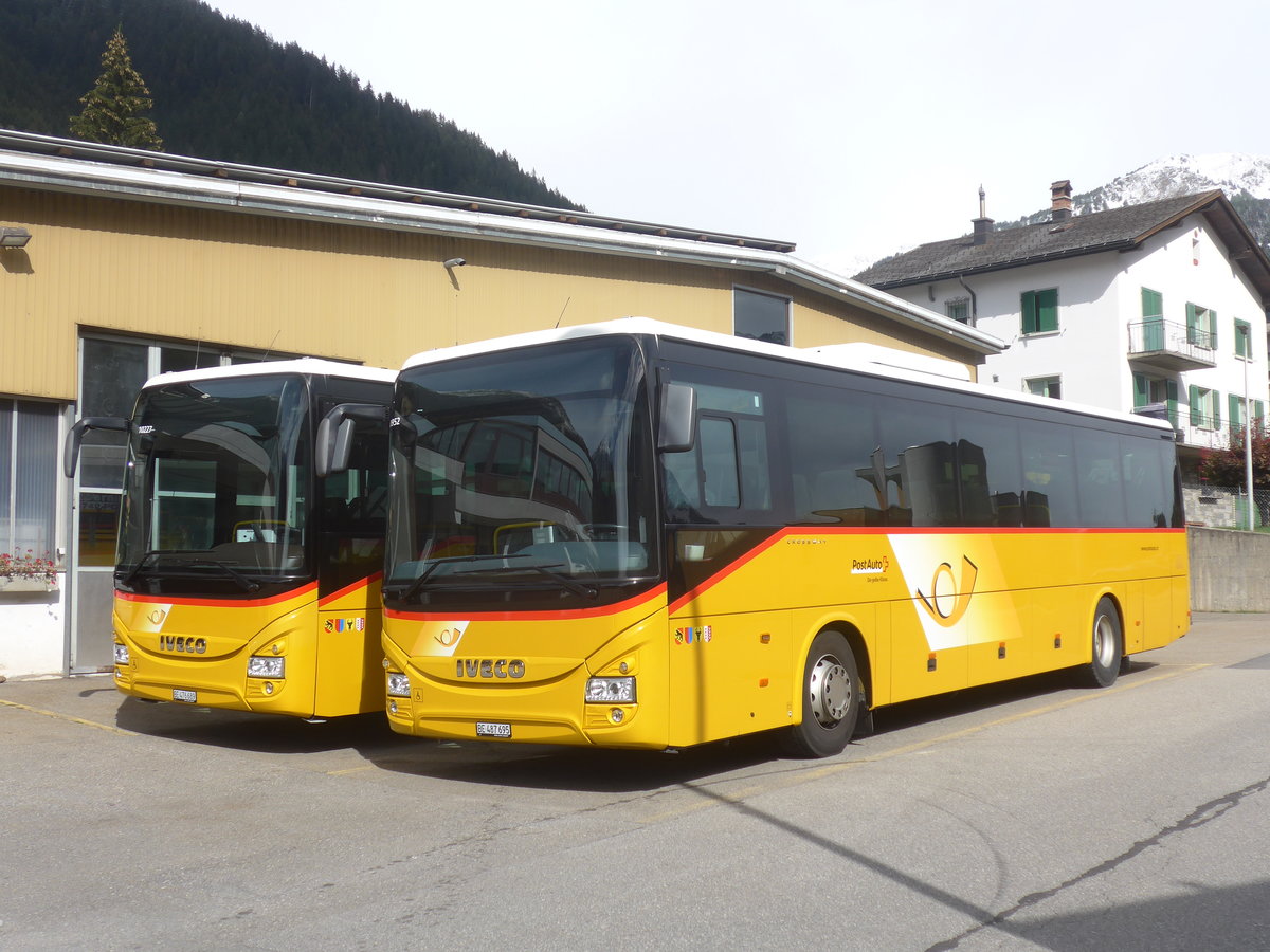 (221'514) - PostAuto Bern - BE 487'695 - Iveco am 26. September 2020 in Airolo, Garage Marchetti