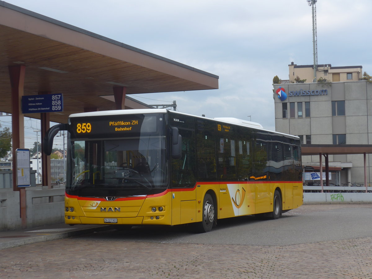 (221'901) - Ryffel, Volketswil - Nr. 381/ZH 327'901 - MAN am 12. Oktober 2020 beim Bahnhof Wetzikon