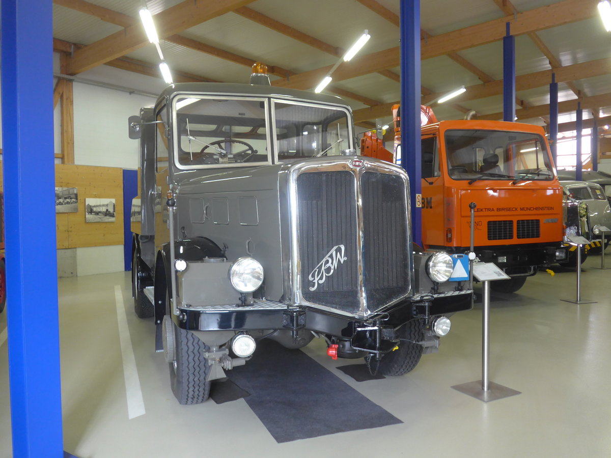 (221'980) - FBW-Club, Mnnedorf - FBW am 18. Oktober 2020 in Wetzikon, FBW-Museum