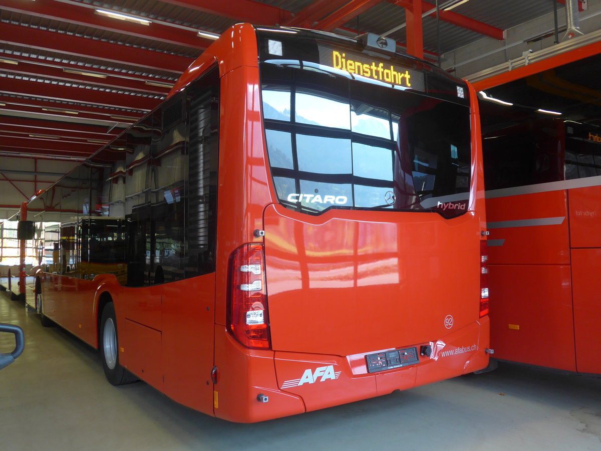 (222'116) - AFA Adelboden - Nr. 92 - Mercedes am 19. Oktober 2020 in Frutigen, Garage