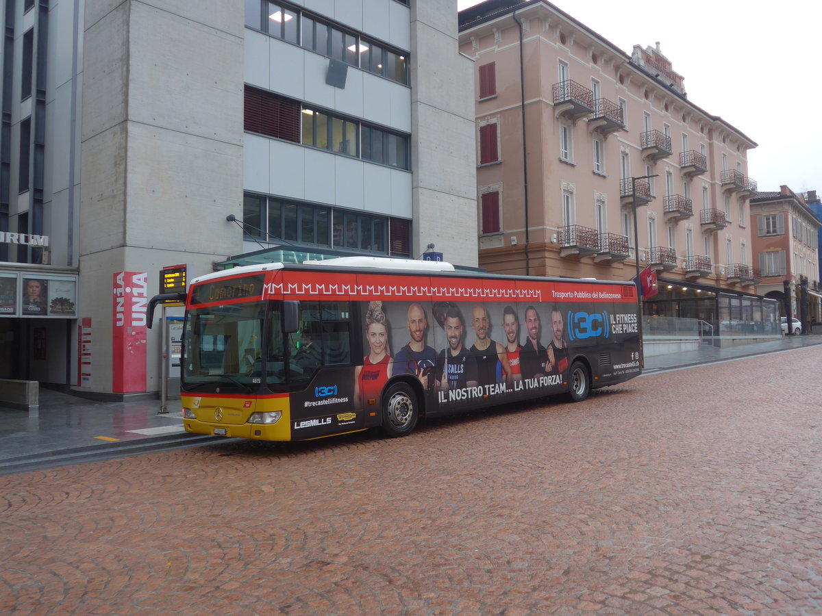 (222'519) - AutoPostale Ticino - TI 228'018 - Mercedes am 23. Oktober 2020 beim Bahnhof Bellinzona