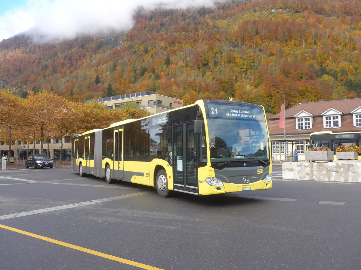 (222'615) - STI Thun - Nr. 703/BE 754'703 - Mercedes am 24. Oktober 2020 beim Bahnhof Interlaken Ost