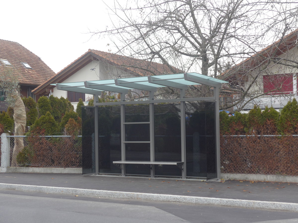 (222'956) - Die nue STI-Haltestelle  Lerchenfeld  am 4. Dezember 2020 in Thun-Lerchenfeld (Diese wurde allerdings auf den Fahrplanwechsel noch nicht bedient; weshalb, entzieht sich momentan meiner Erkenntnis!)