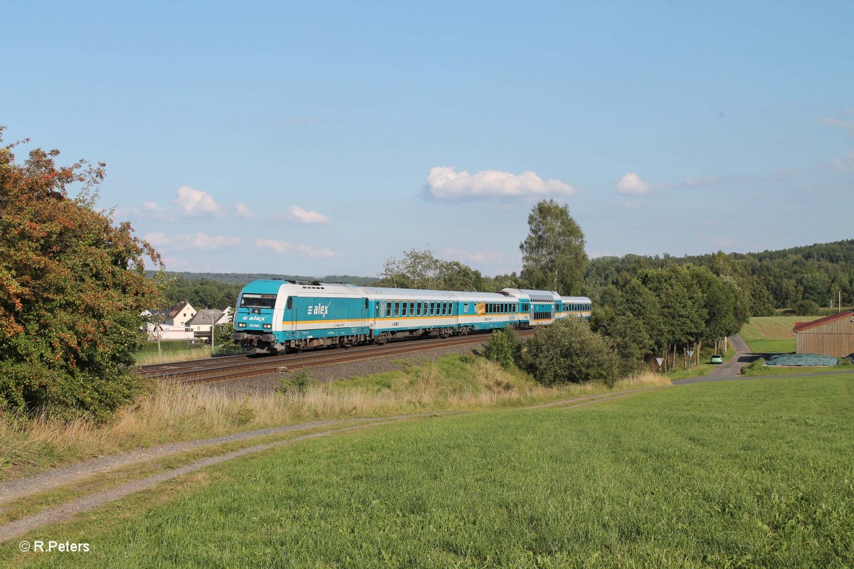 223 063 mit dem ALX84110 München - Hof bei Großschlattengrün. 27.08.14