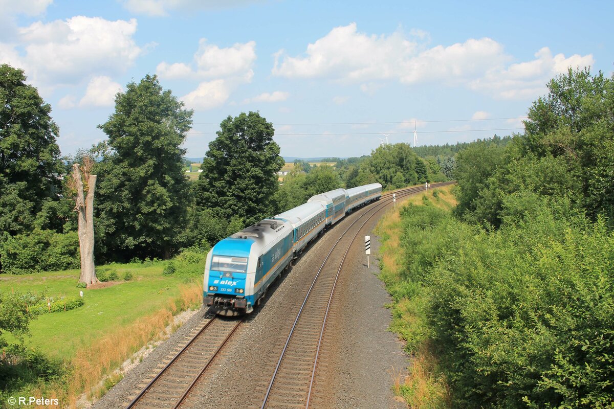 223 066 als ALX RE2 79858 Hof - München in Röslau. 23.07.21