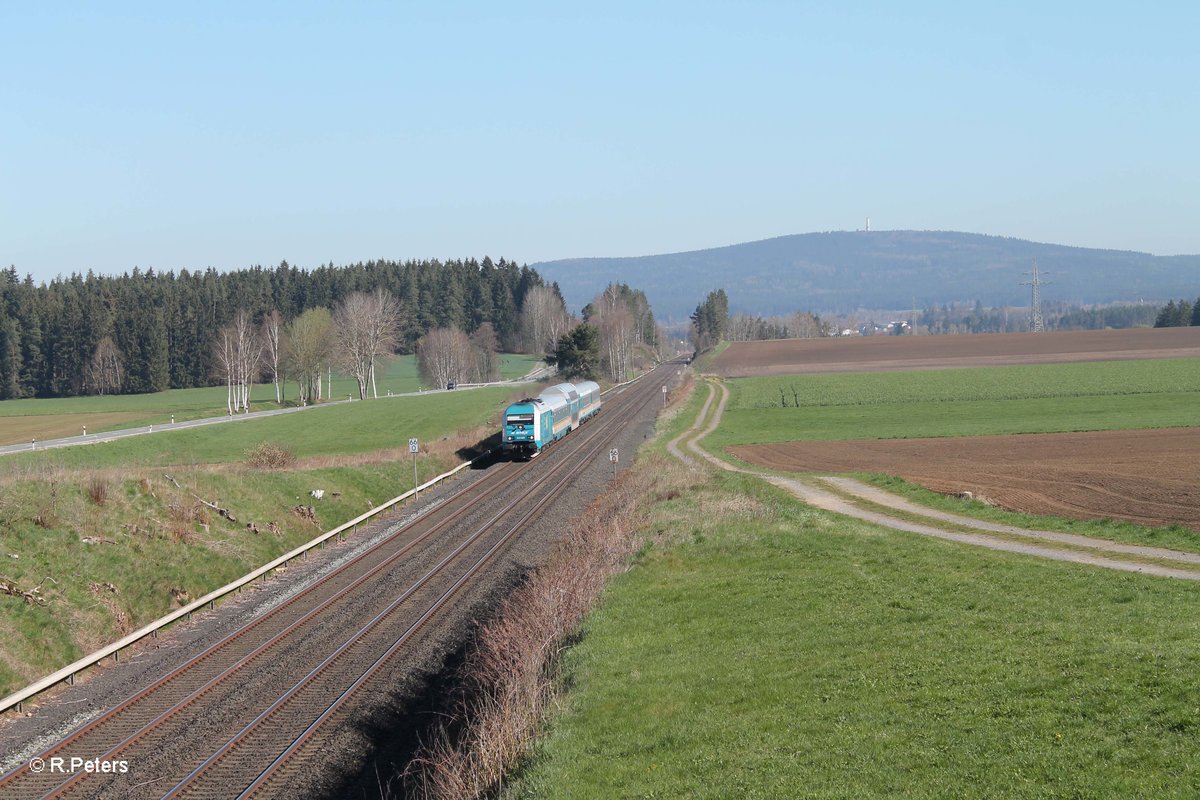 223 069 zieht bei Neudes den ALX84111 Hof - München bei Neudes. 21.04.16