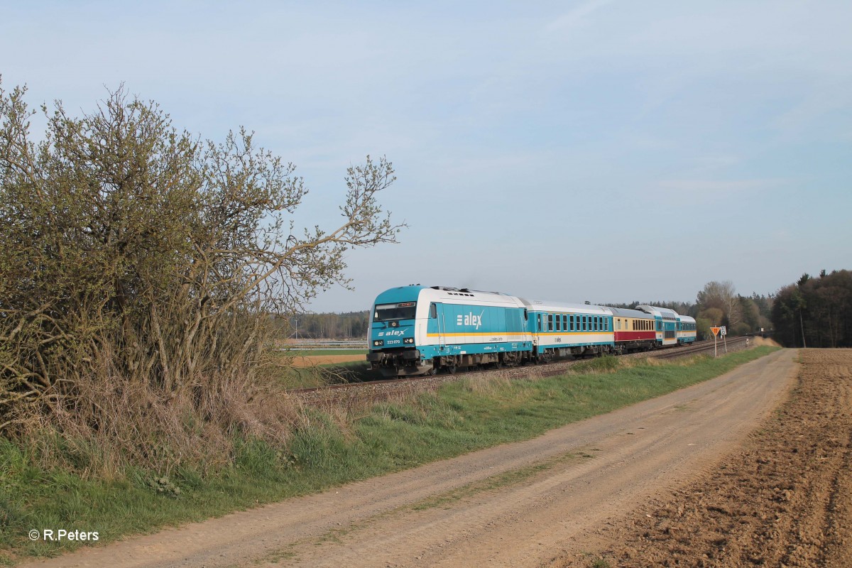 223 070 mit dem ALX84110 München - Hof bei Oberteich. 07.04.14