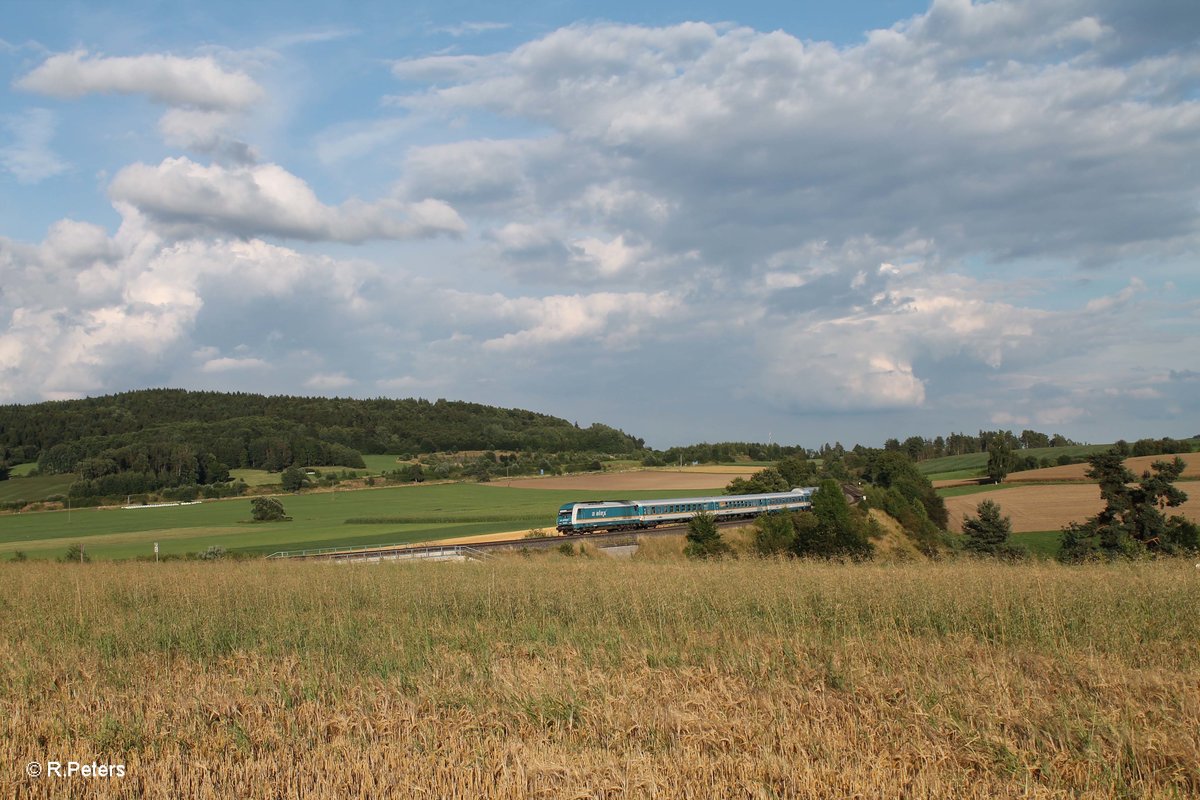 223 070 zieht bei Lengenfeld den ALX84112 München - Hof. 29.07.16