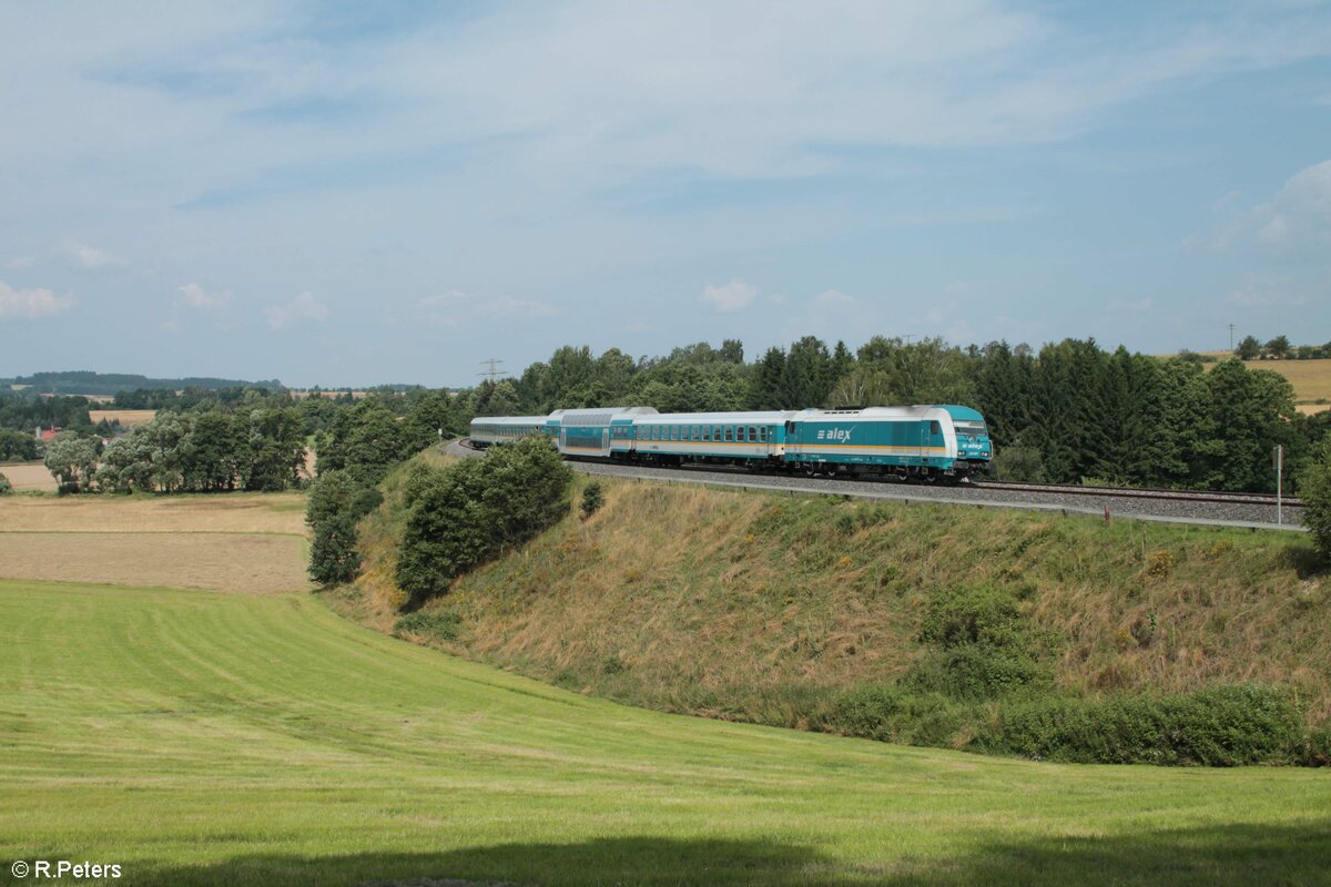 223 071 mit dem ALX RE2 79858 Hof - München bei Fattigau. 24.07.21