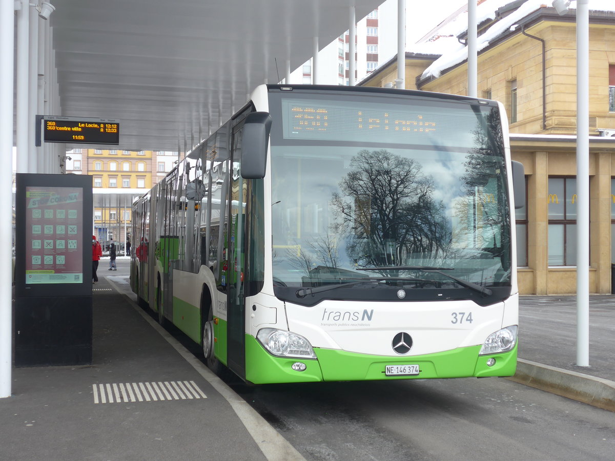 (224'269) - transN, La Chaux-de-Fonds - Nr. 374/NE 146'374 - Mercedes am 20. Mrz 2021 beim Bahnhof La Chaux-de-Fonds