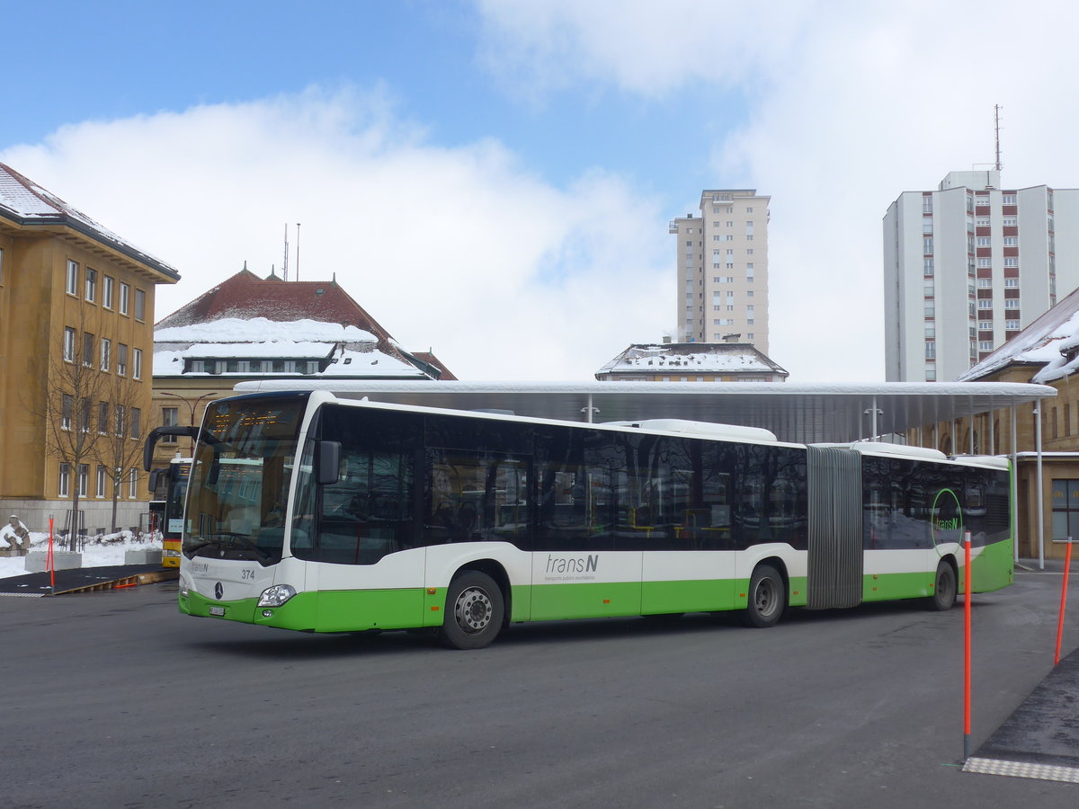 (224'276) - transN, La Chaux-de-Fonds - Nr. 374/NE 146'374 - Mercedes am 20. Mrz 2021 beim Bahnhof La Chaux-de-Fonds