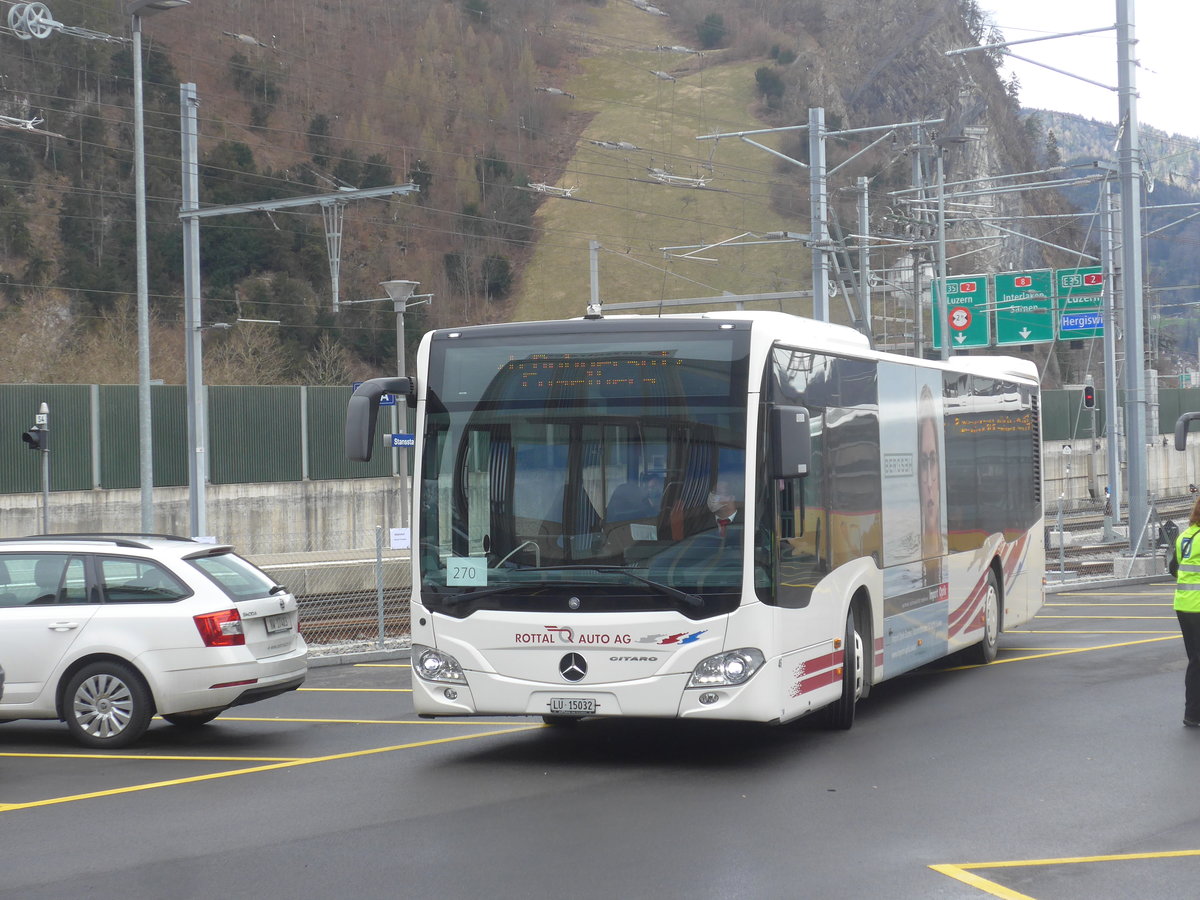 (224'402) - ARAG Ruswil - Nr. 46/LU 15'032 - Mercedes am 27. Mrz 2021 beim Bahnhof Stansstad