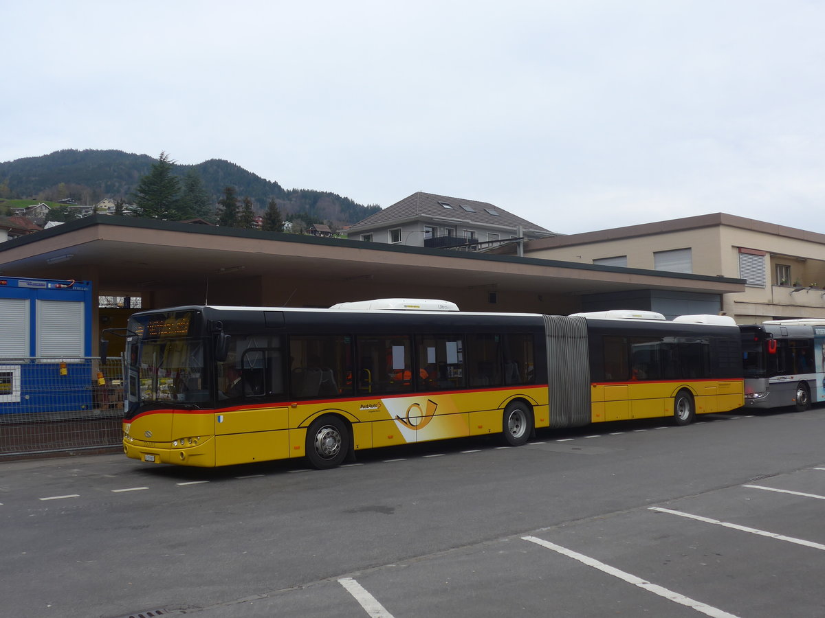 (224'825) - SB Trans, Sursee - Nr. 20/LU 259'807 - Solaris am 5. April 2021 beim Bahnhof Hergiswil