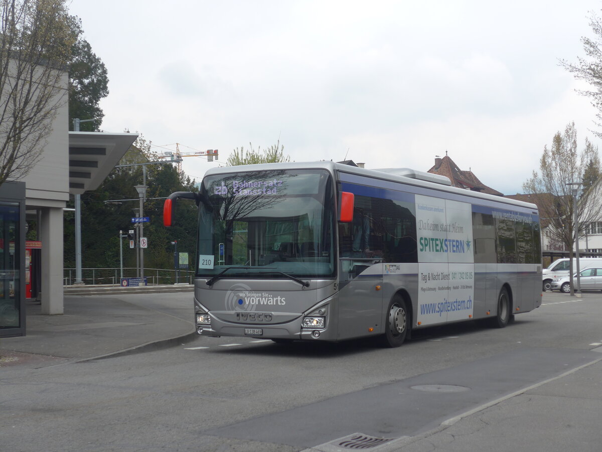 (225'087) - AAGR Rothenburg - Nr. 51/LU 138'469 - Iveco am 18. April 2021 beim Bahnhof Stans