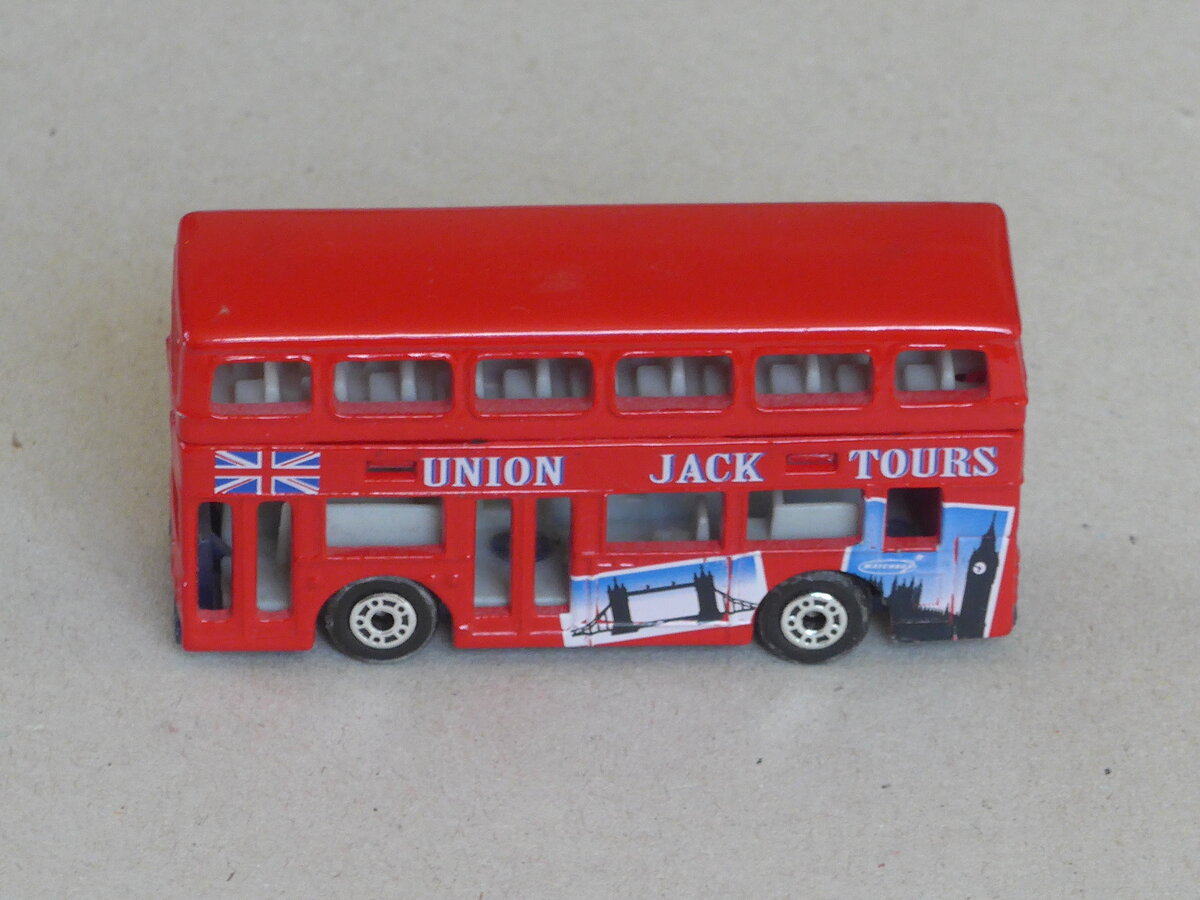 (225'677) - Aus England: London Transport, London - ??? am 1. Juni 2021 in Thun (Modell)