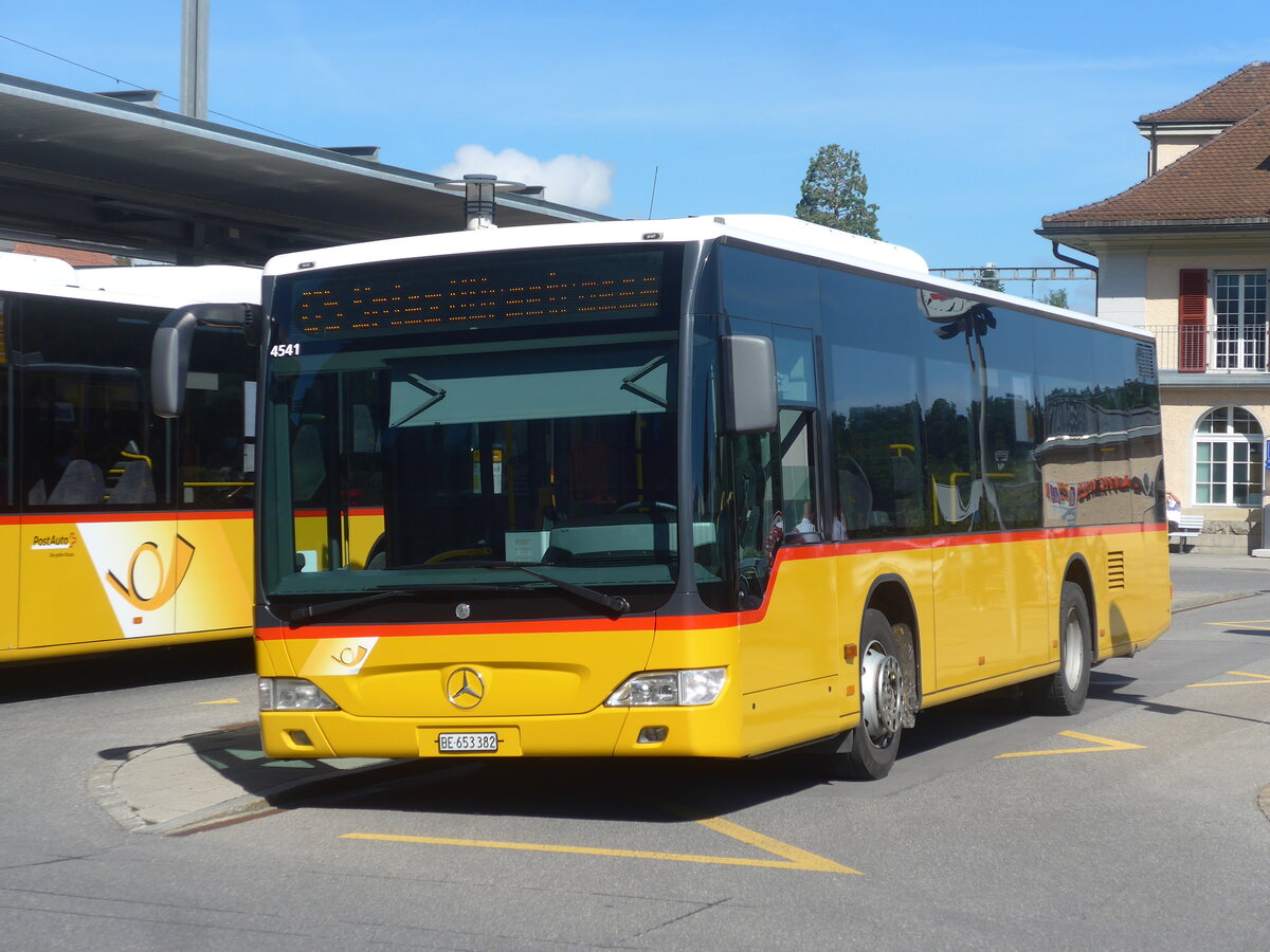 (226'010) - PosTauto Bern - BE 653'382 - Mercedes am 26. Juni 2021 beim Bahnhof Spiez