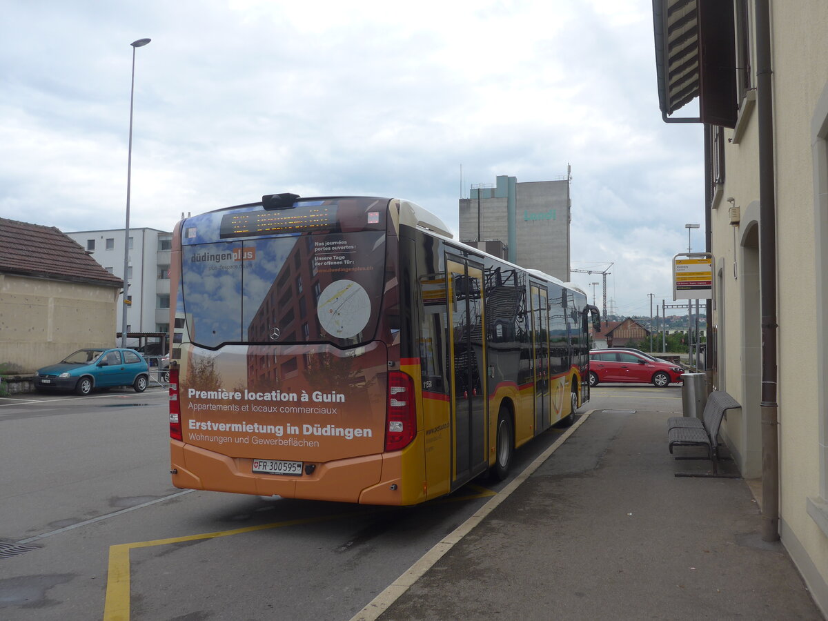 (226'205) - Wieland, Murten - Nr. 118/FR 300'595 - Mercedes am 4. Juli 2021 beim Bahnhof Kerzers