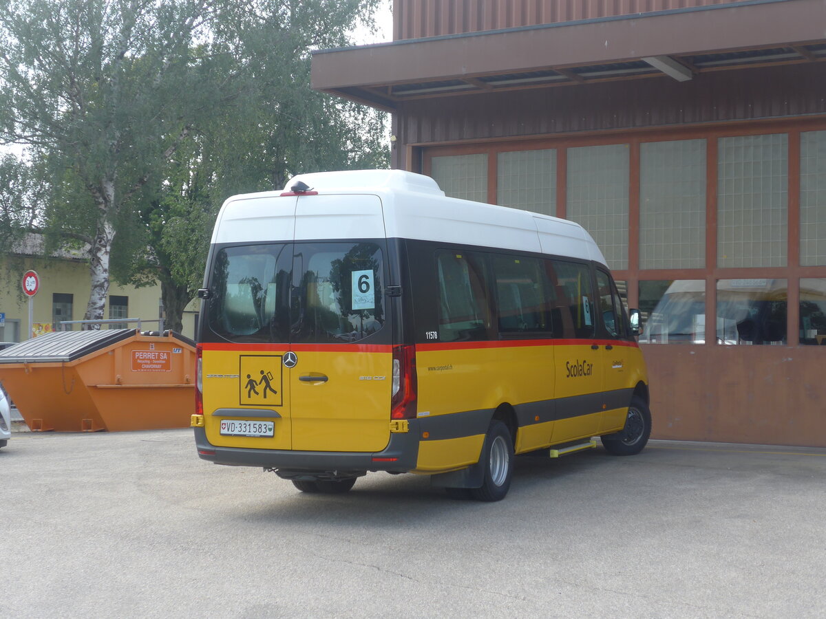 (227'311) - CarPostal Ouest - VD 331'583 - Mercedes am 15. August 2021 in Yverdon, Garage