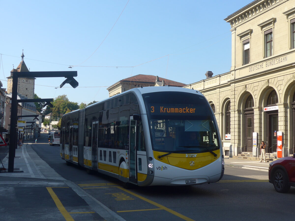 (227'746) - VBSH Schaffhausen - Nr. 27/SH 38'027 - Irizar am 4. September 2021 beim Bahnhof Schaffhausen