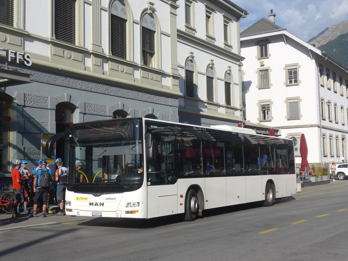 (227'975) - PostAuto Wallis - VS 449'117 - MAN am 11. September 2021 beim Bahnhof Brig