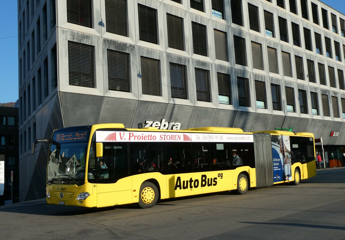 (230'275) - AAGL Liestal - Nr. 81/BL 7323 - Mercedes am 9. November 2021 beim Bahnhof Liestal