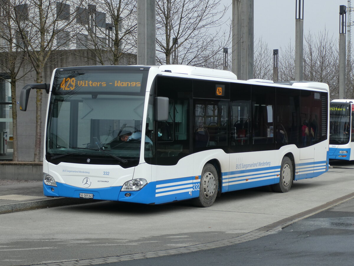 (231'338) - BSW Sargans - Nr. 332/SG 169'343 - Mercedes am 15. Dezember 2021 beim Bahnhof Sargans