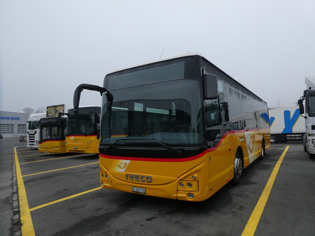 (231'508) - Flck, Brienz - Nr. 26/BE 868'726 - Iveco am 19. Dezember 2021 in Kerzers, Interbus