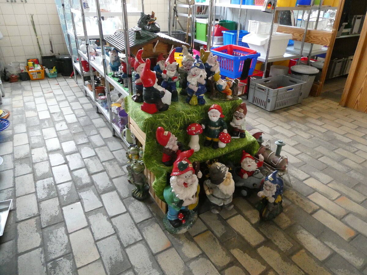 (231'780) - Zwergen-Ausstellung am 8. Januar 2022 im BrockiShop Thun
