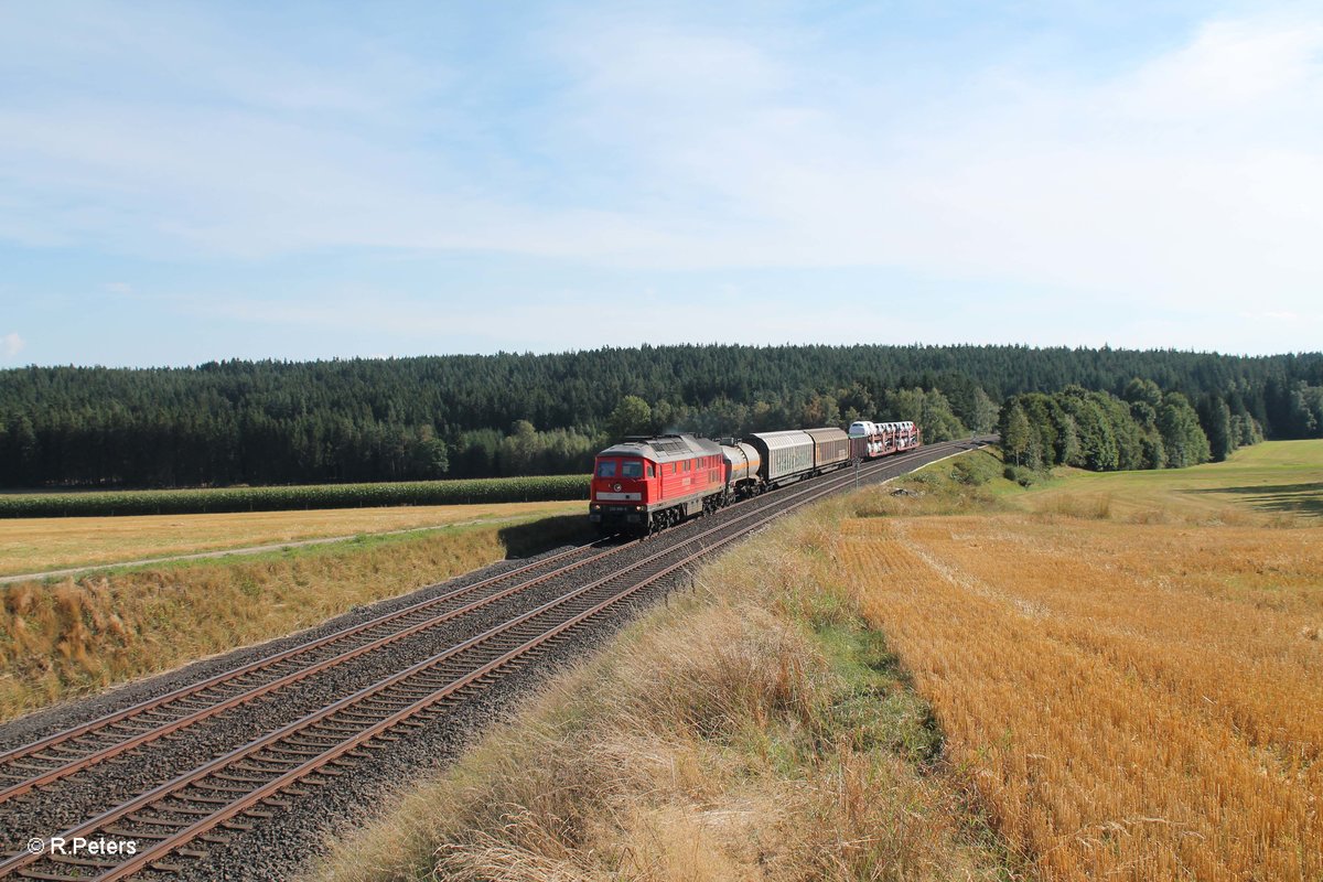 232 093 zieht den 51717 NNR - LLE Frankenwald Umleiter bei Neudes. 28.08.16