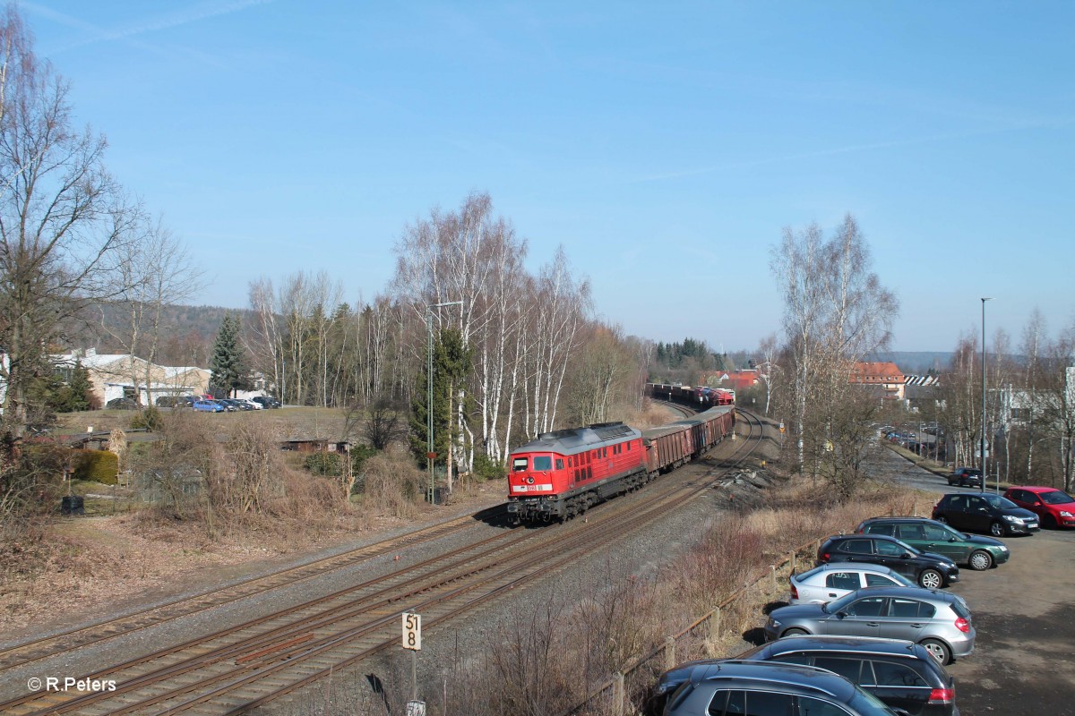 232 209-7 fhrt mit dem 51612 Seddin - Nrnberg Frankenwald-Umleiter in Marktredwitz ein. 18.03.16