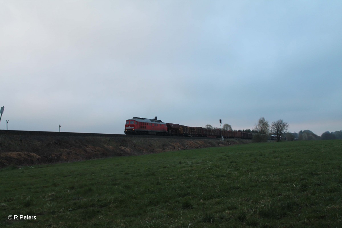 232 252-7 mit dem 45360 Cheb - Nürnberg bei Waldershof. 16.04.14