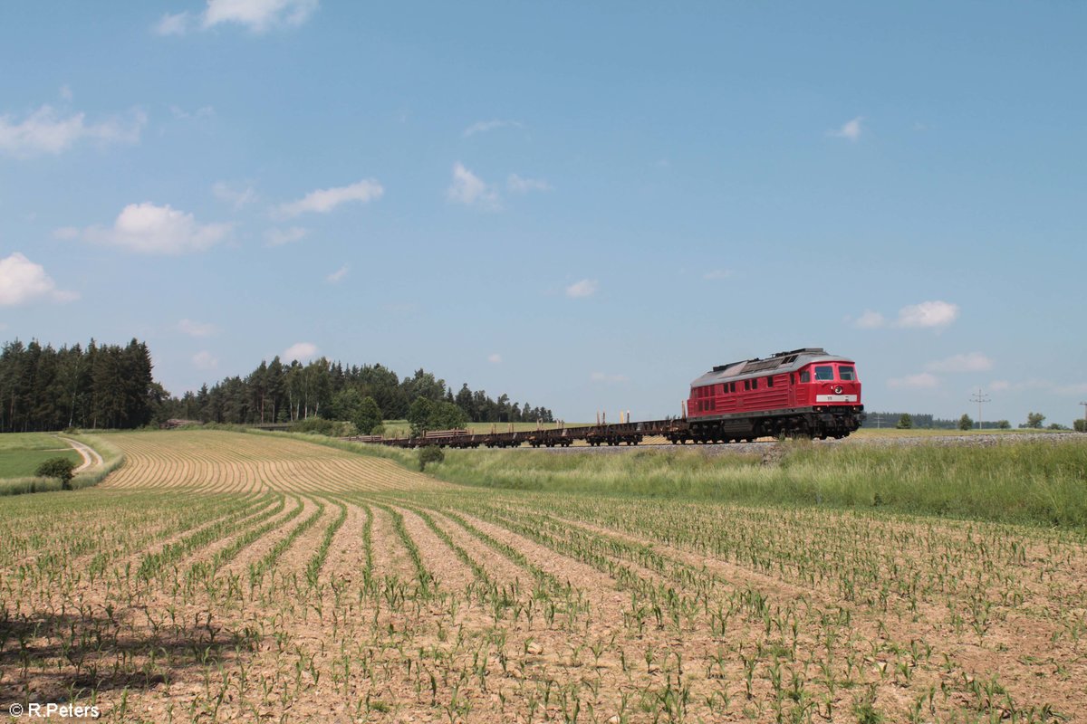 232 259-2 übernahm ab Hof ein Schwellenzug nach Nürnberg kurz vor Marktredwitz. 29.05.18