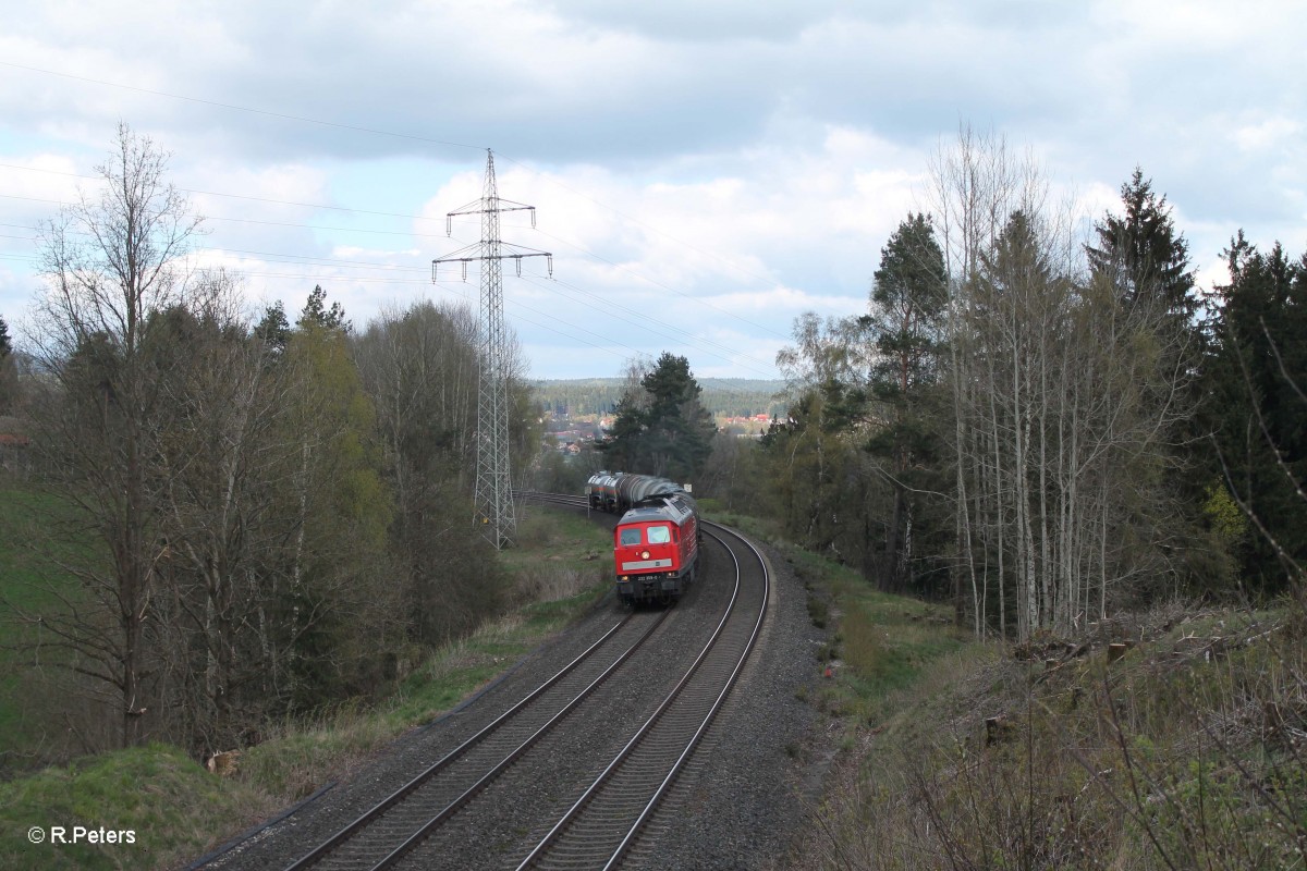 232 359-0 zieht bei Ritlasreuth den Frankenwald Umleiter 51651 Leipzig - Engelsdorf - Nürnberg. 16.04.14