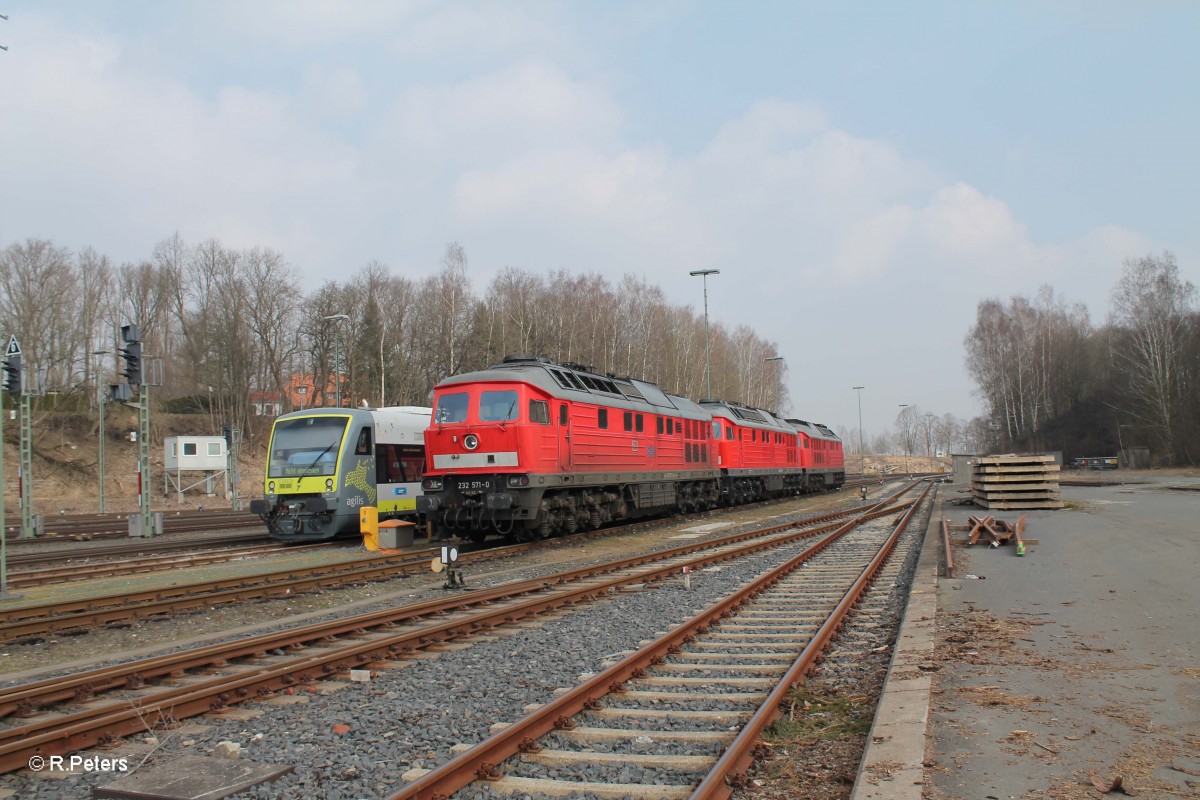 232 571. 232 609, 232 359 stehen abgestellt in Marktredwitz. 21-03.15