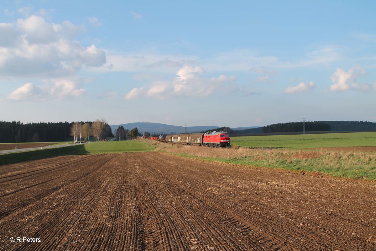 232 571 zieht den 51082 Seddin - Nürnberg bei Neudes. 14.04.16