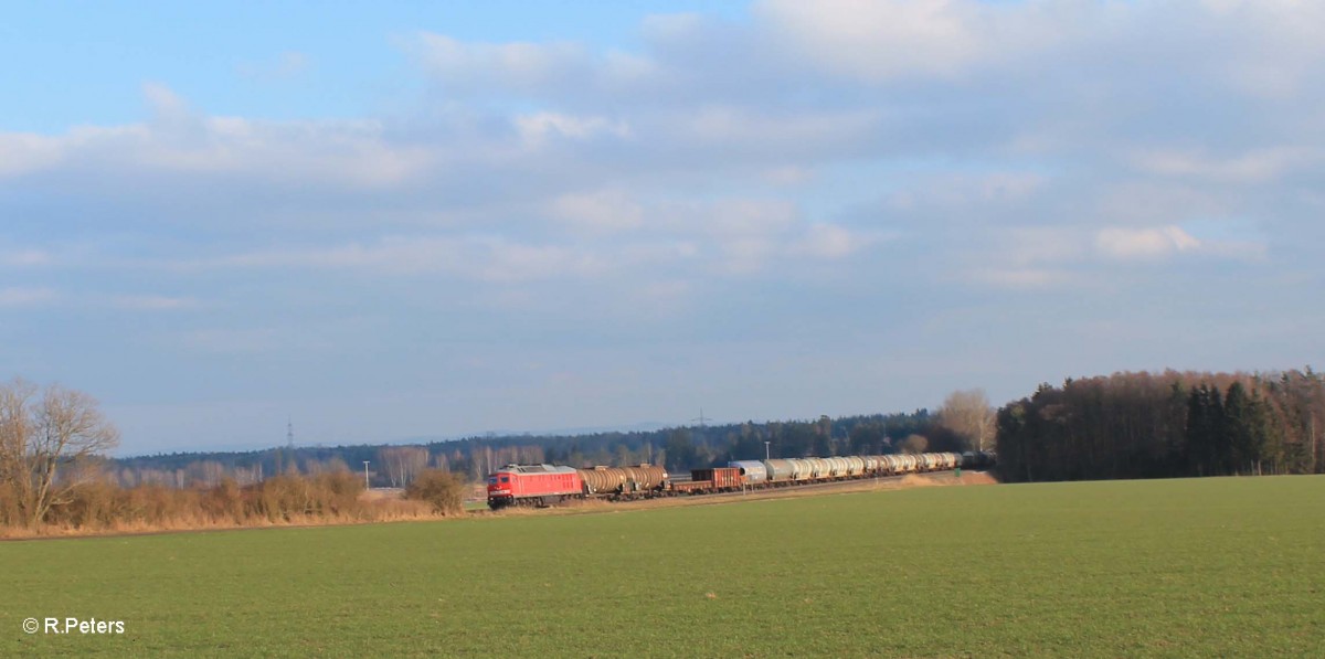 232 589 mit dem Frankenwald-Umleiter 51724 Nürnberg - Leipzig bei Oberteich. 18.02.16