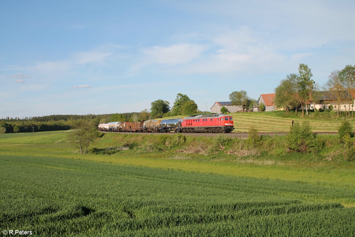 232 609-8 mit dem EZ 45366 XTCH - NNR bei Reuth bei Erbendorf. 01.06.21