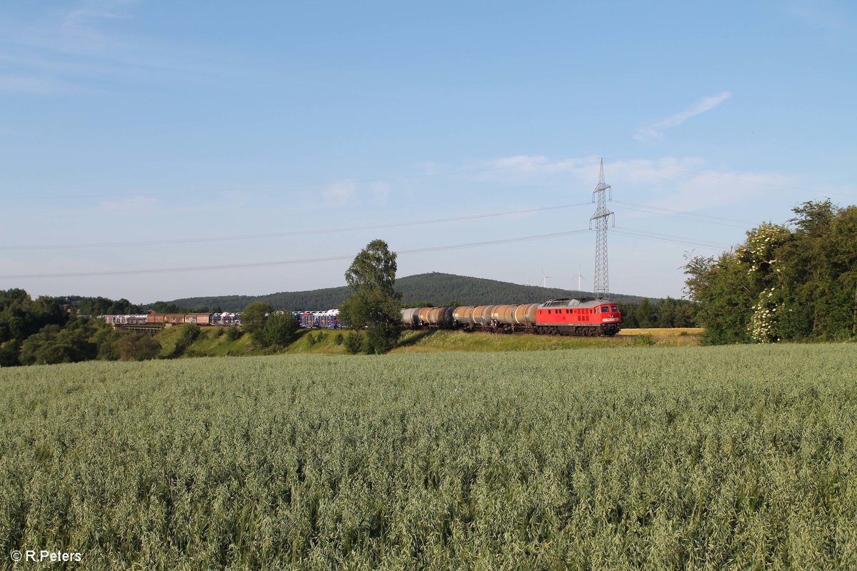 232 609 zieht bei Seußen den EZ 45366 XTCH - NNR. 21.06.17