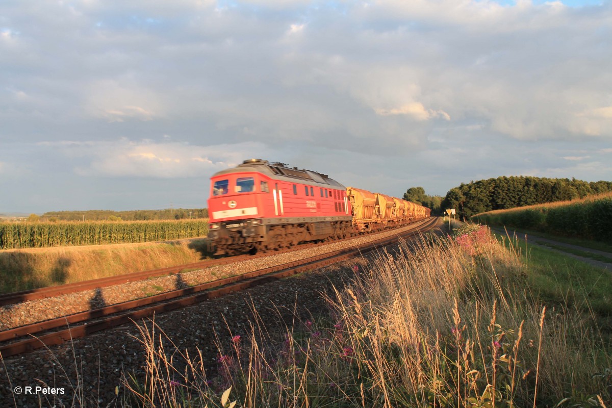 232 618-9 mit leer Schotterzug bei Oberteich. 19.08.14