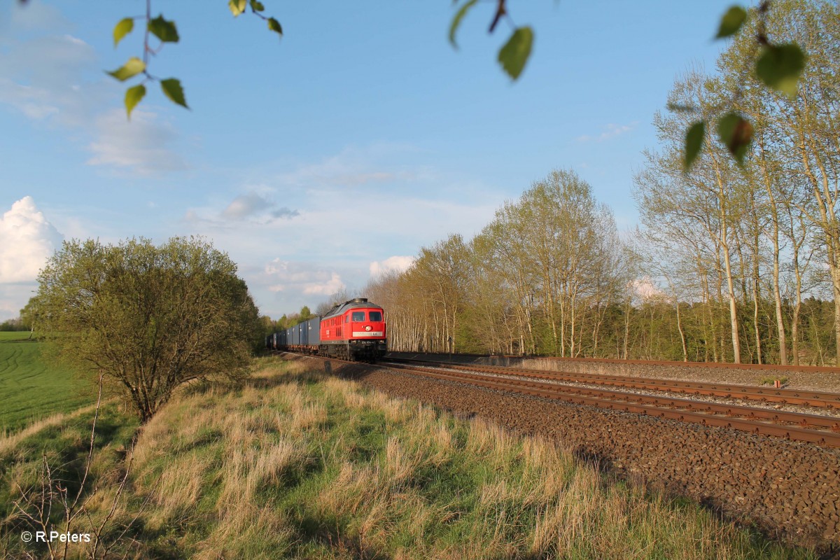 232 654-4 zieht den Containerzug 47396 Cheb - Altenschwand bei Schönfeld. 22.04.14